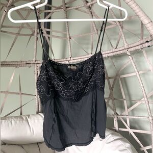 Black lace cami top adjustable straps lace on the bust size M 100% cotton